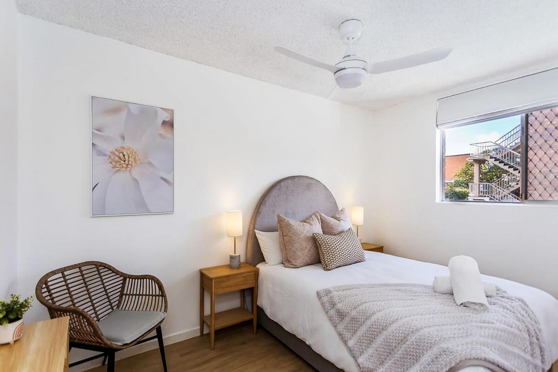 Appartamento Beachside Bliss Your Ideal Coastal Hideaway Gold Coast Esterno foto